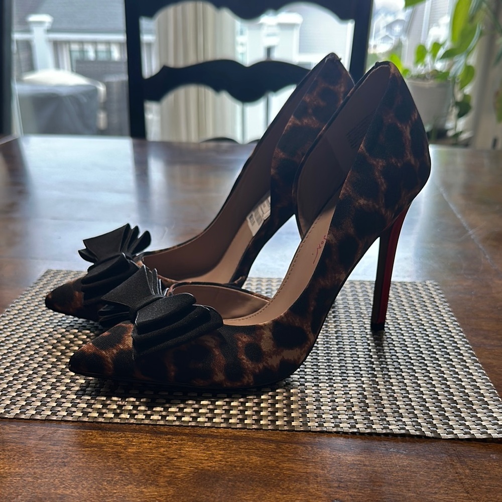 Betsey Johnson Brown and Black Peep-Toe Heels